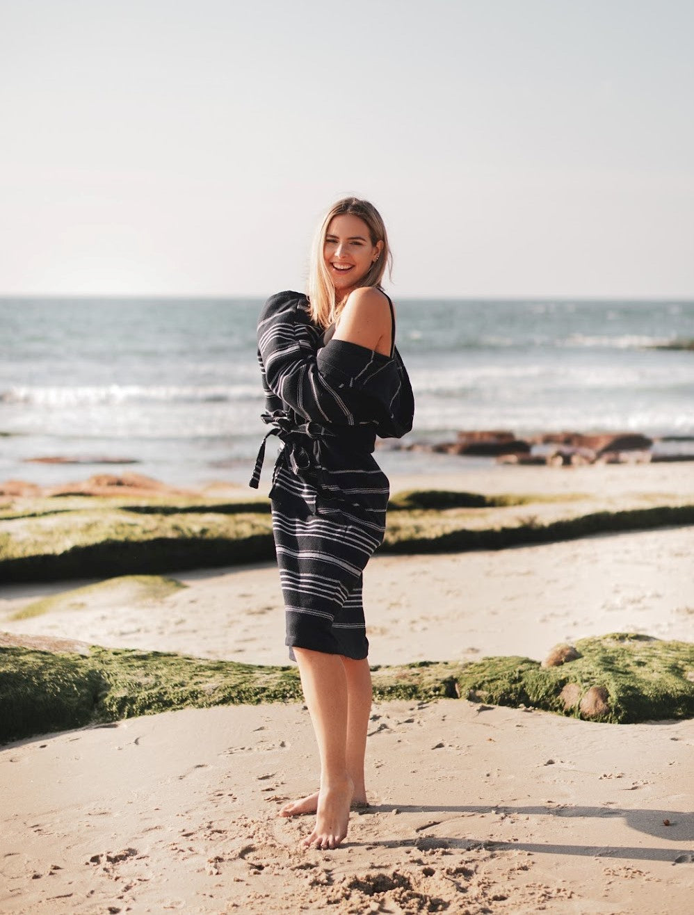Del Mar Navy Turkish Towel Terry Bathrobe – 100% Turkish Cotton Hooded Unisex Spa Robe (S/M, L/XL)