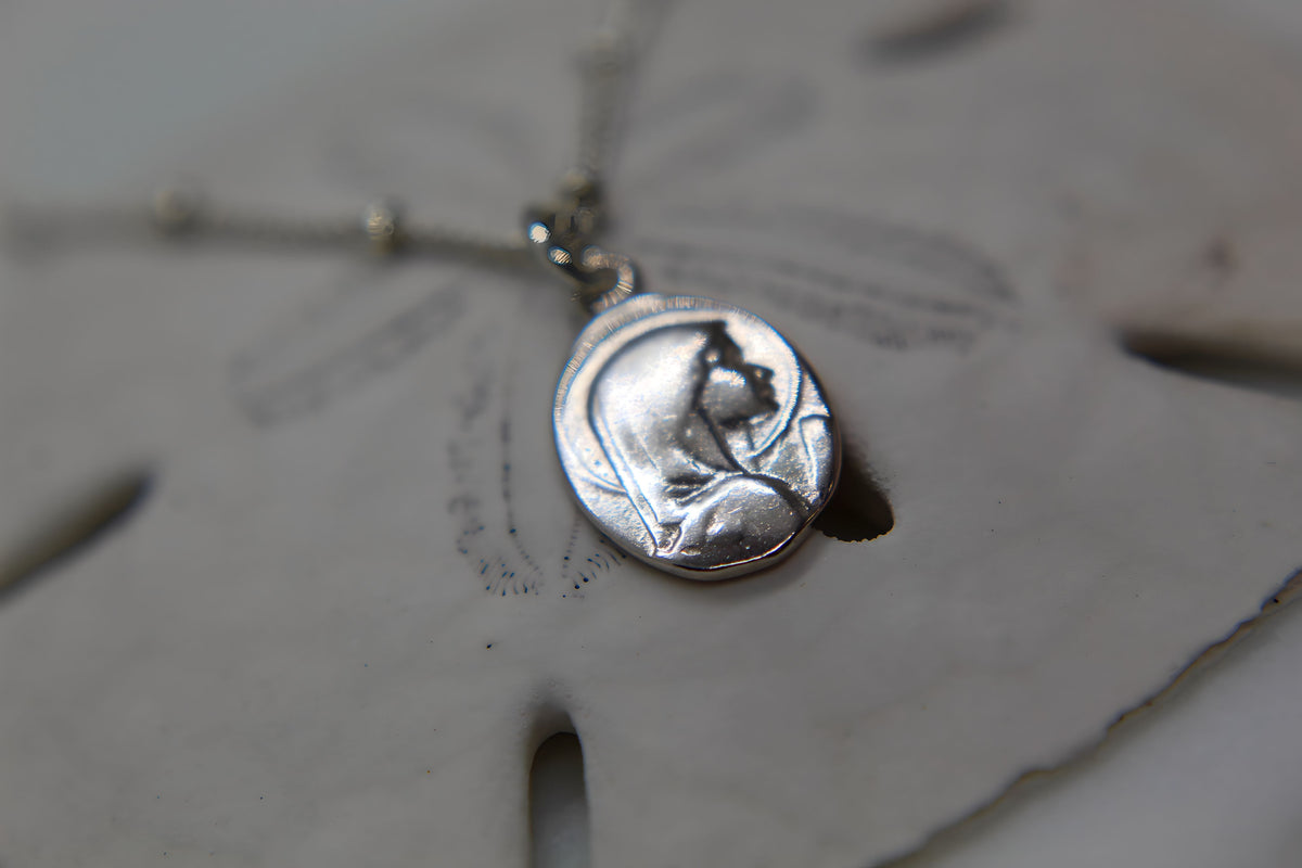 Mary Oval Sterling Silver Necklace