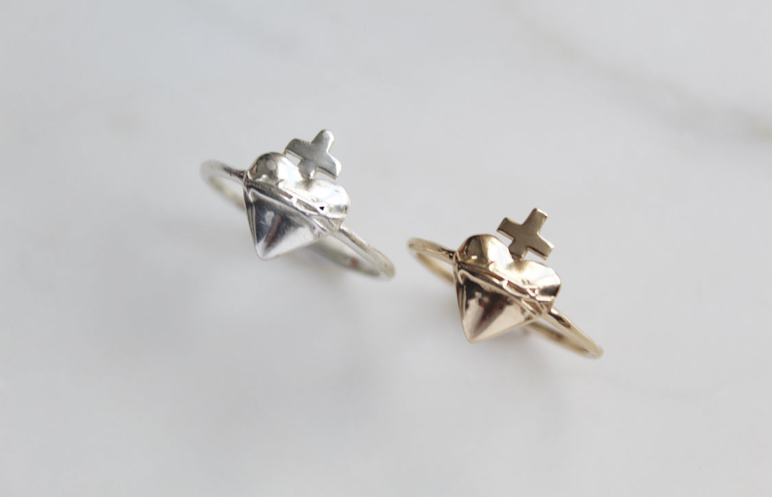 Sacred Heart Ring in 925 Sterling Silver