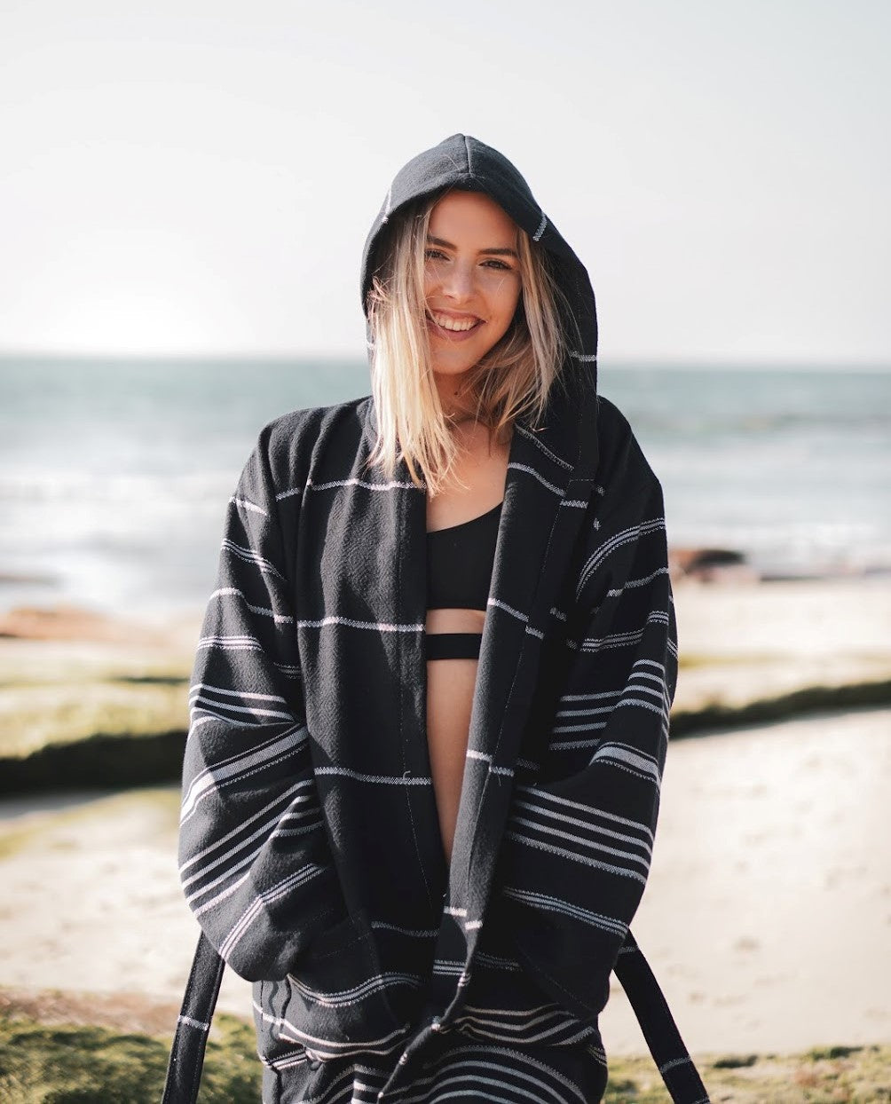 Del Mar Navy Turkish Towel Terry Bathrobe – 100% Turkish Cotton Hooded Unisex Spa Robe (S/M, L/XL)