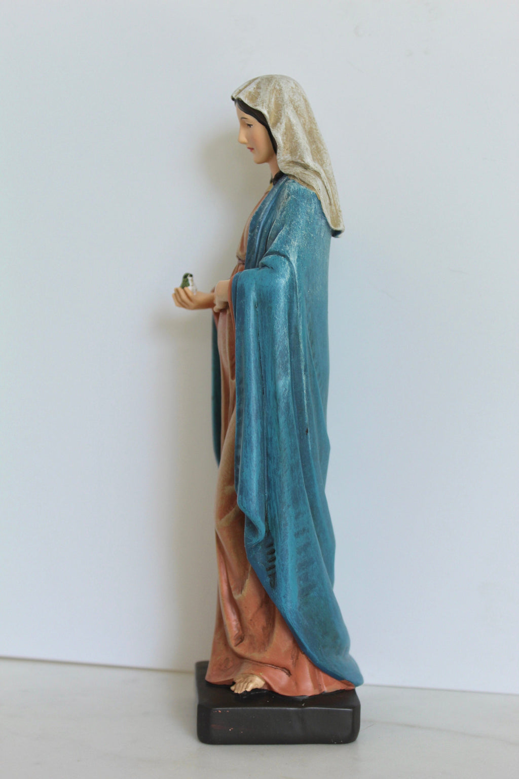 Mary Statue