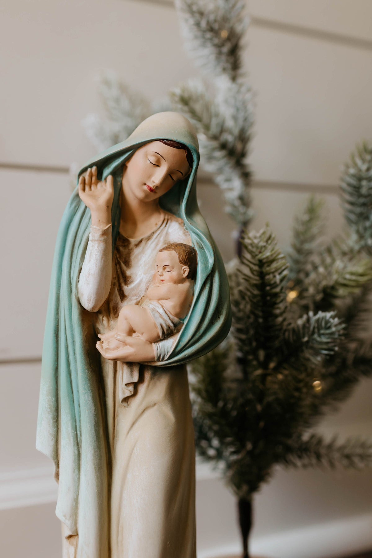 Jesus and Madonna - A Mothers Heart