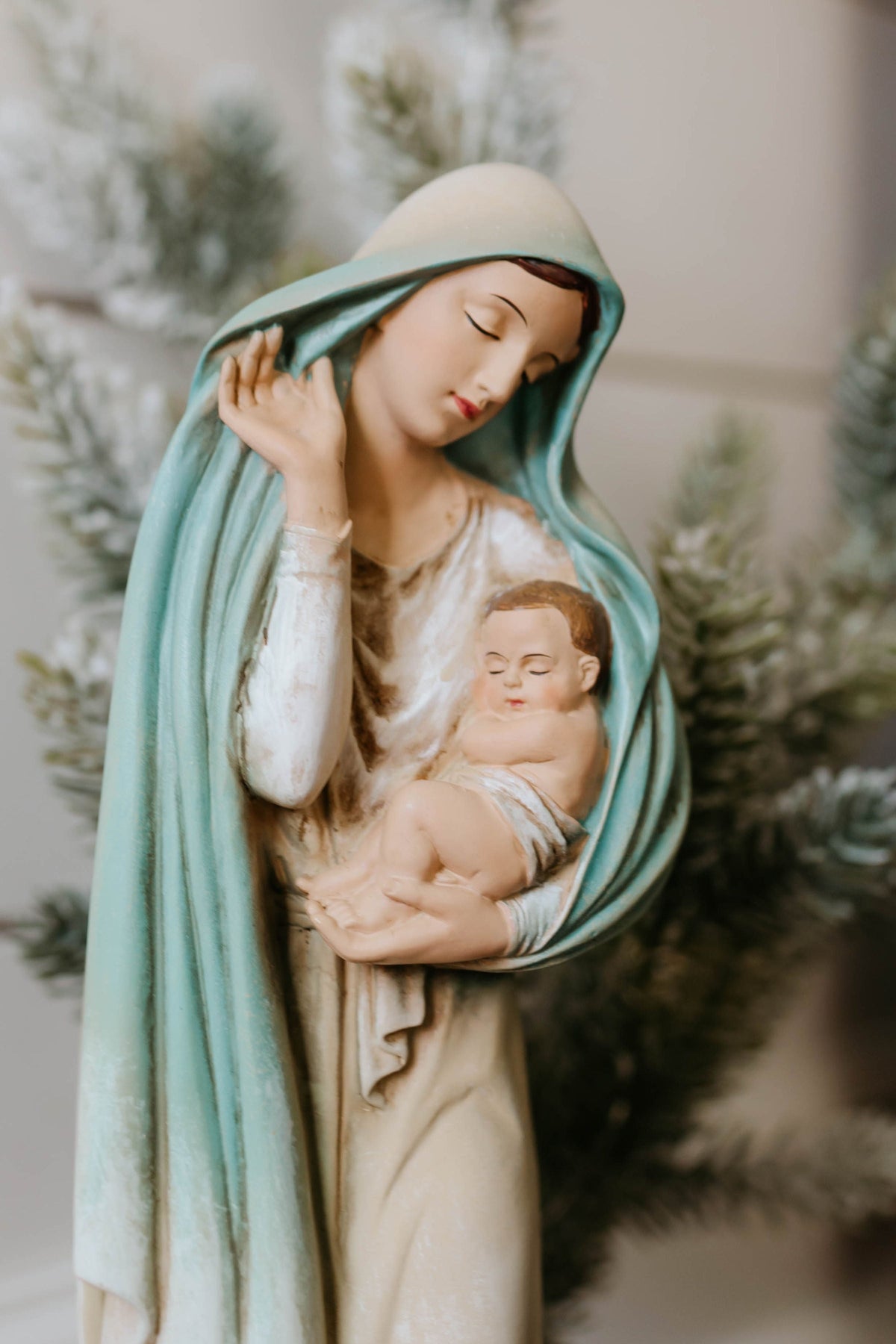Jesus and Madonna - A Mothers Heart