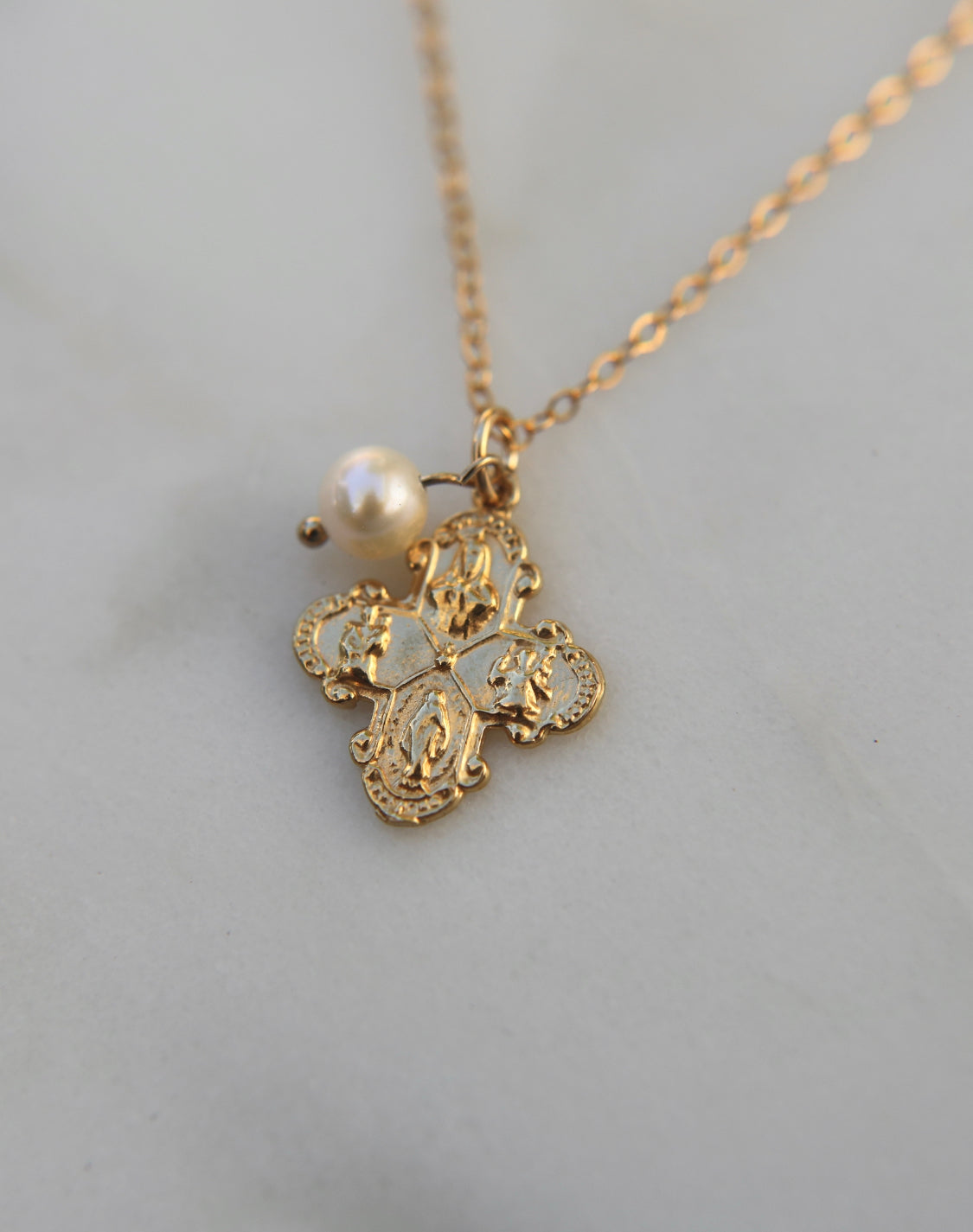 Four Way Cross with Pearl