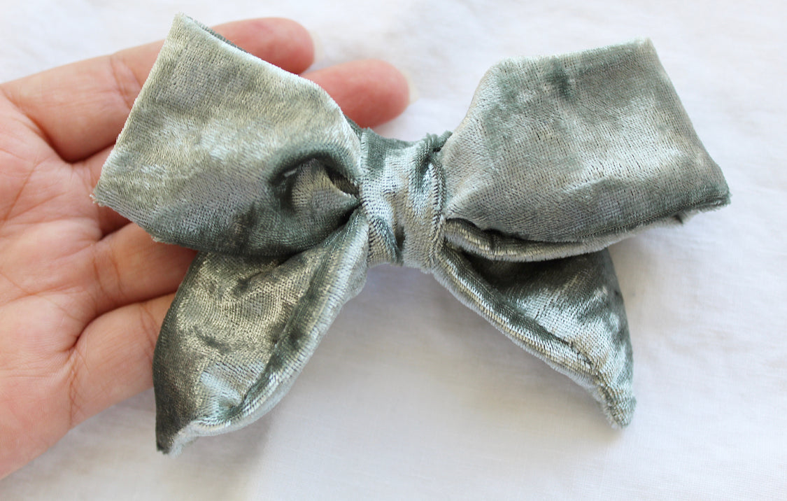 Little Rose Bow Set
