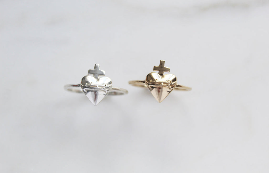 Sacred Heart Ring in 14k Gold