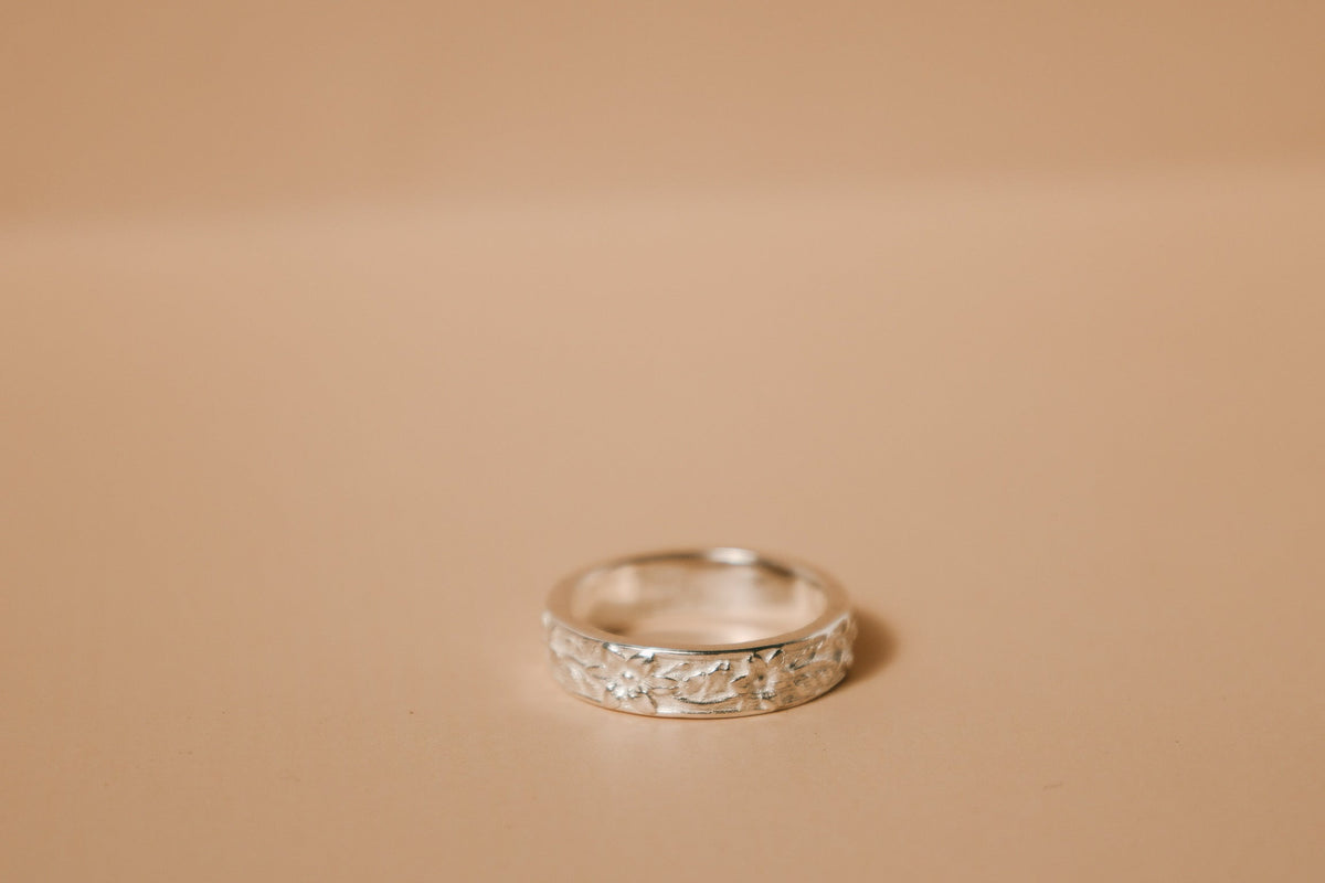 Lilium Ring | 14k Gold