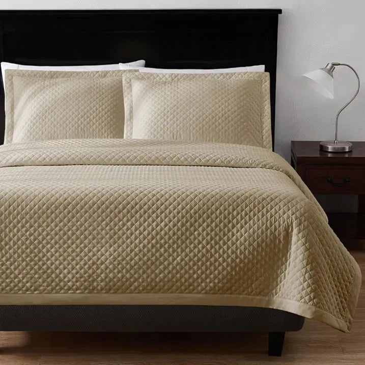 Quilted Shams & Coverlets