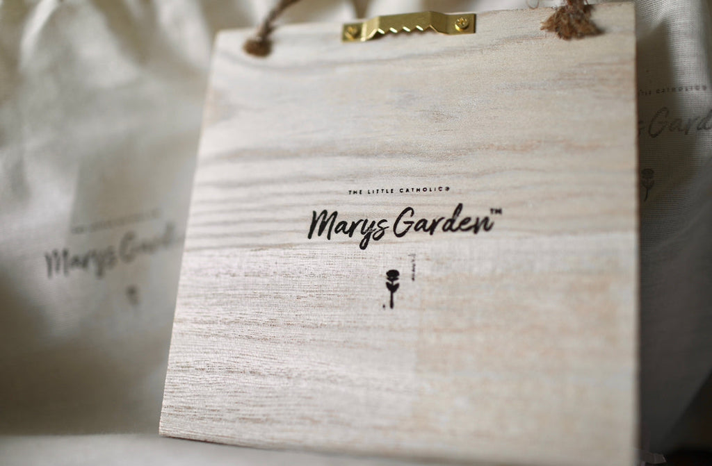 Marys Garden Kit (Peach Square)
