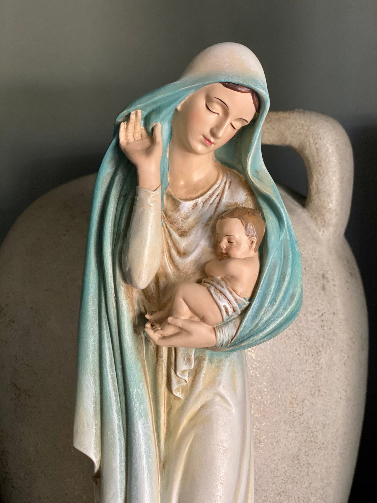 Jesus and Madonna - A Mothers Heart