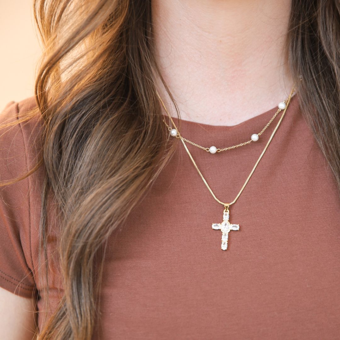 The Cecilia Pearl Layering Necklace