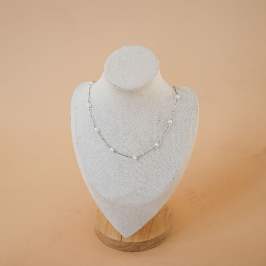 The Cecilia Pearl Layering Necklace