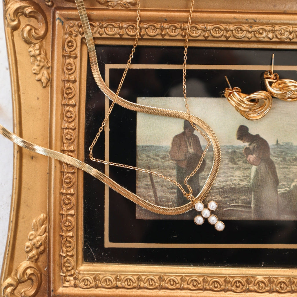 Herringbone Slink Necklace