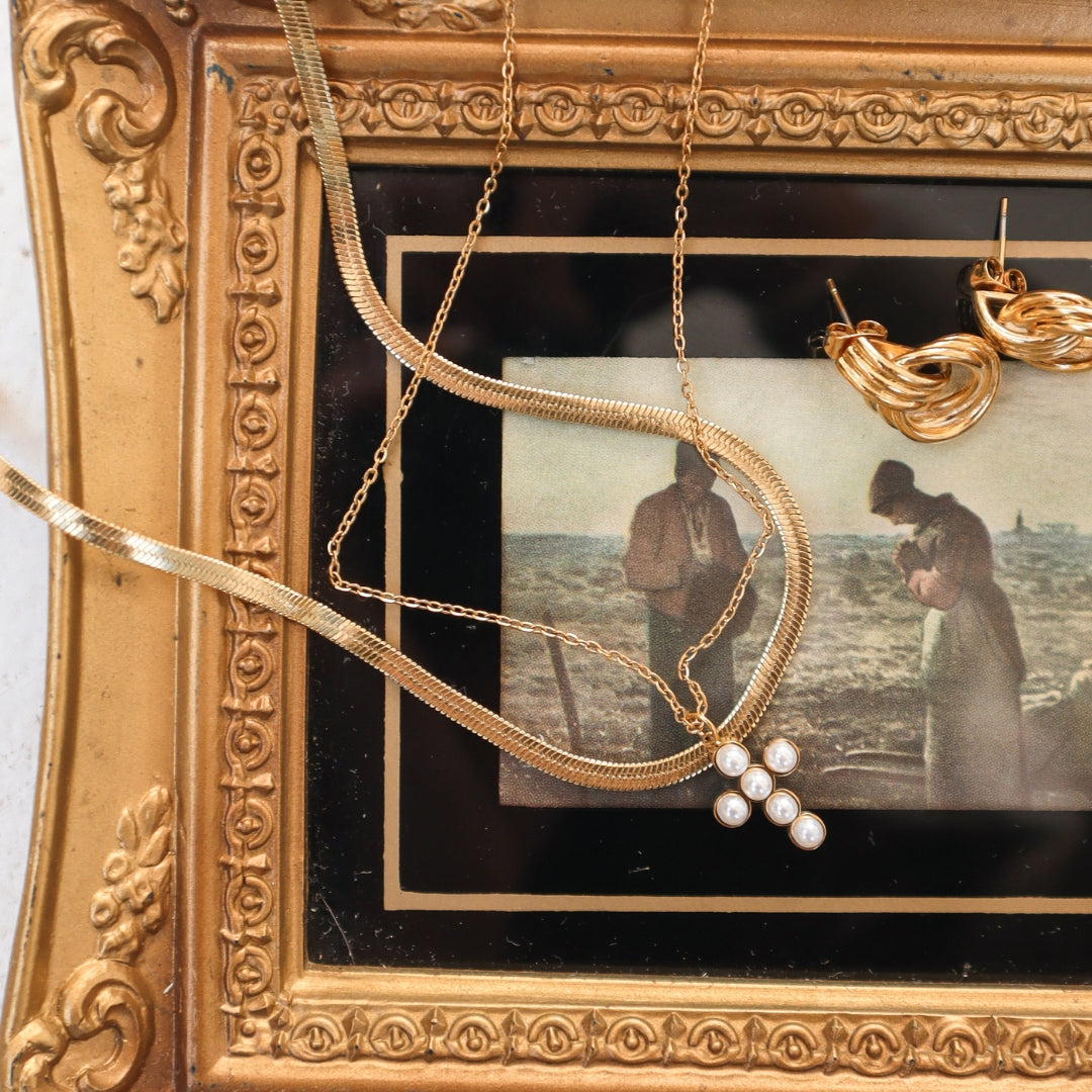 Herringbone Slink Necklace