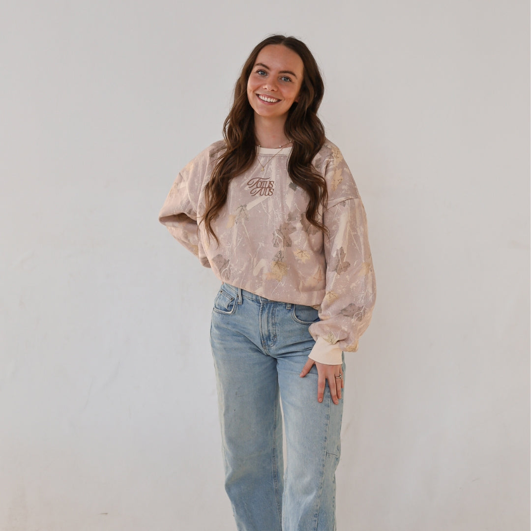 Totus Tuus Crewneck