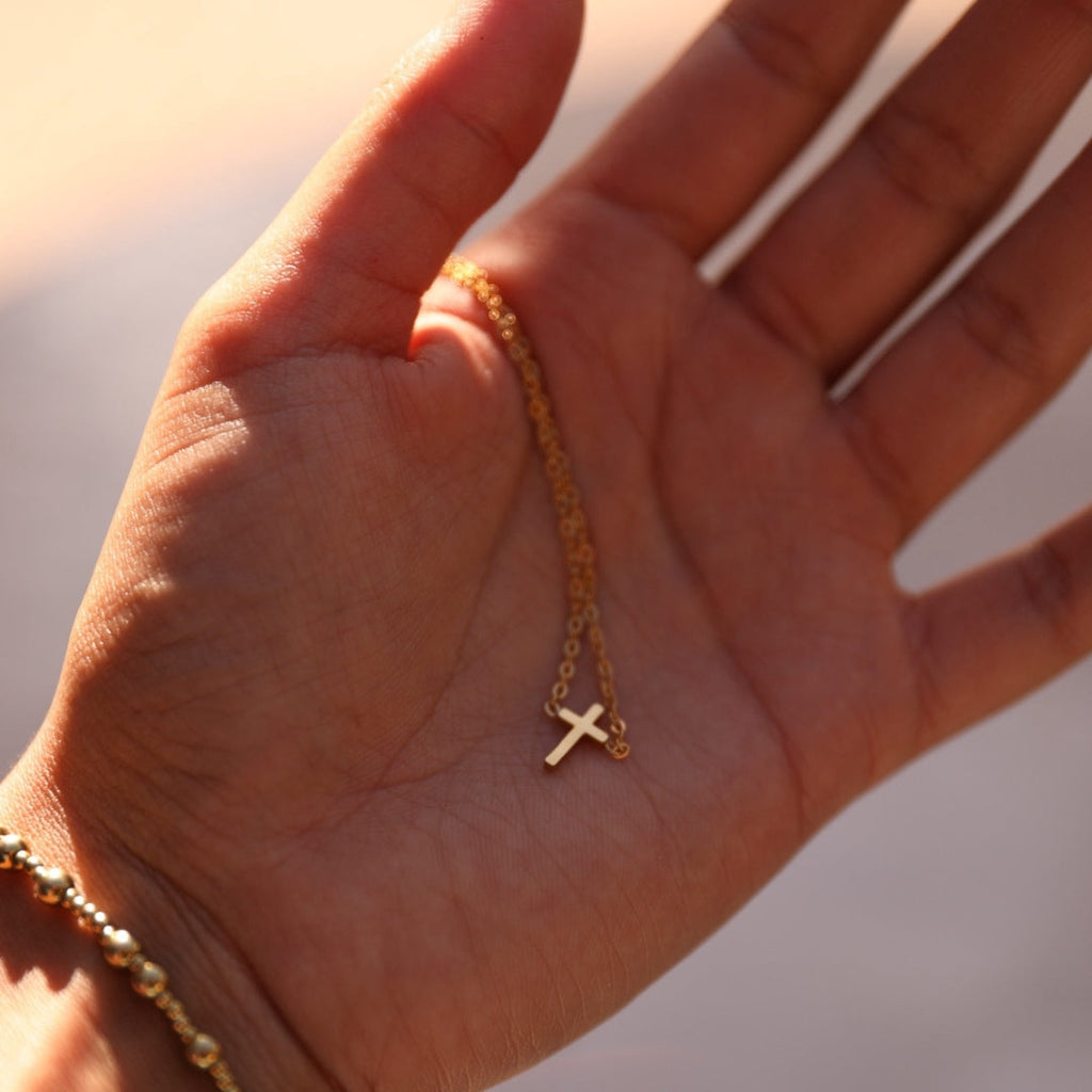 Dainty Cross Necklace